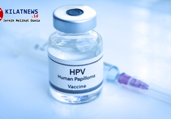 Ilustrasi penyebaran hoaks vaksin di masyarakat melalui media sosial